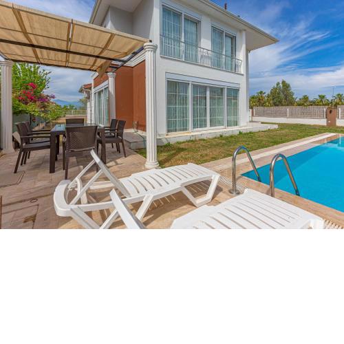 NEAR BY THE LAND OF LEGENDs , PRİVATE POOL , VİLLA AURORA
