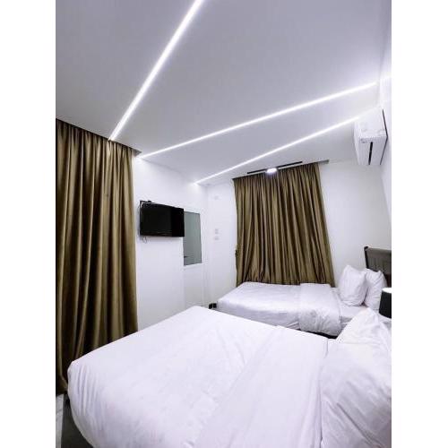 Neat & Modern Studio 2Mins Pyramids - Royal desert Inn