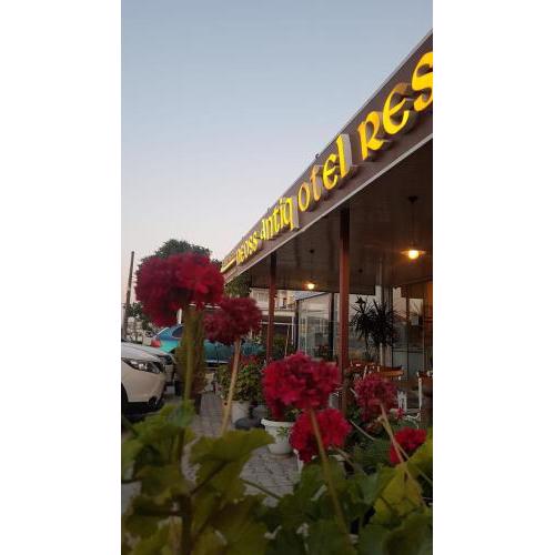 Neoss Boutique Hotel