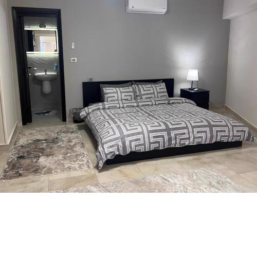 New Cairo Studio in front of garden 8 mall