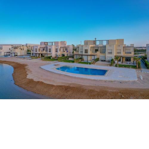 NEW! Gouna, Cyan Cozy 3BR Townhouse Lagoon & Pool