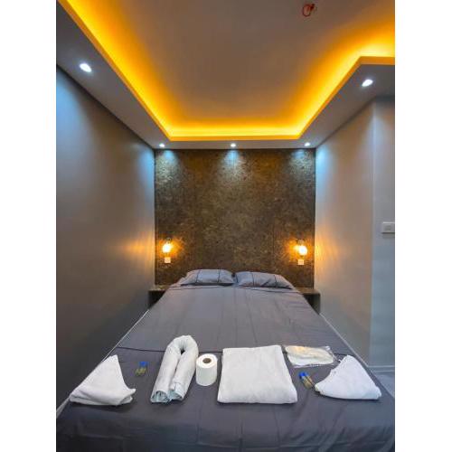 New la pella suites