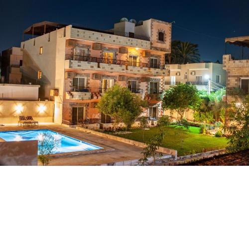 New Memnon Hotel