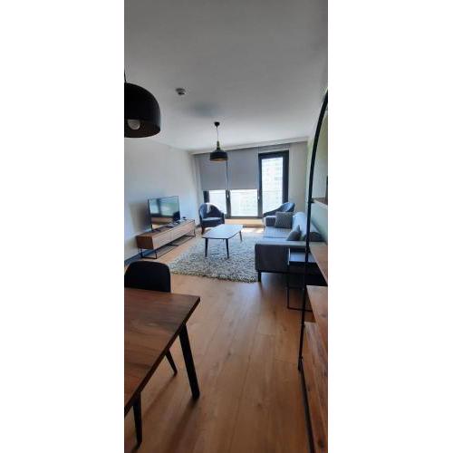NEW Modern Central 2BR 2BA