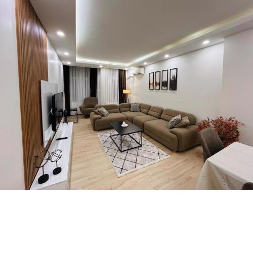 New West Suites