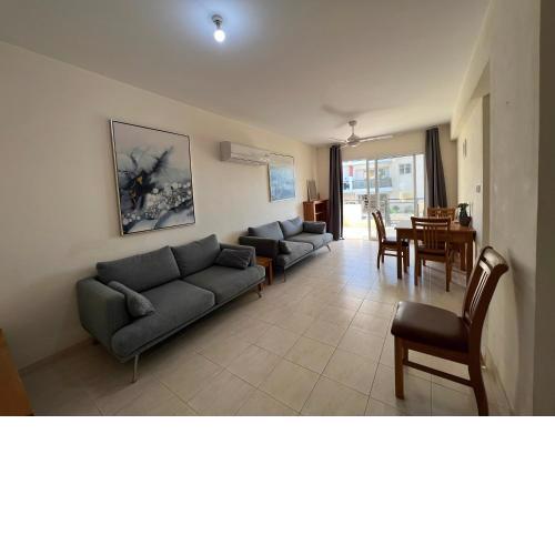 Nice 1 Bedroom Apartment in Chloraka with a Garden
