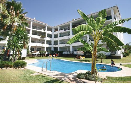 Nice Apartment In Calahonda With Wifi