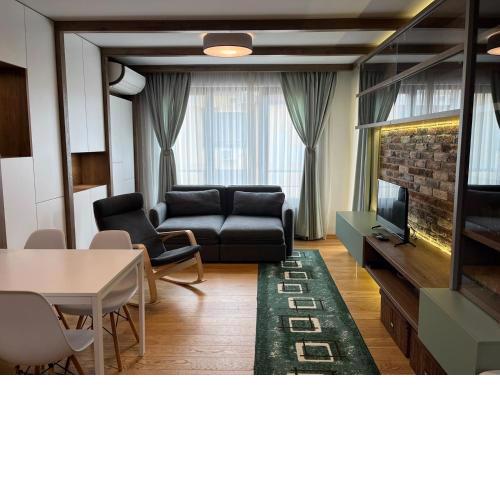 Niko's deluxe apartment