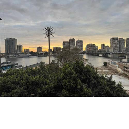 Nile Emerald - Central 1 BDR