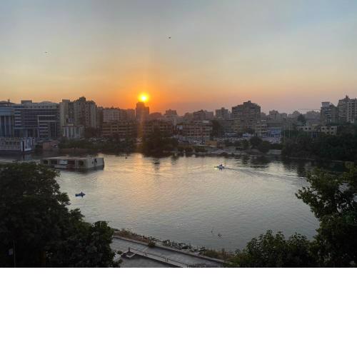 Nile View Apartment in Zamalek Stays