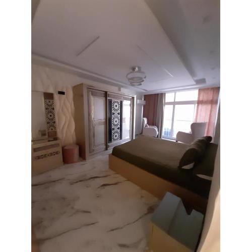 Nile View private modern studio