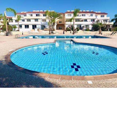 NISSI BEACH AYIA NAPA Pool View Apartment Large Terrace 450m from Nissi Beach