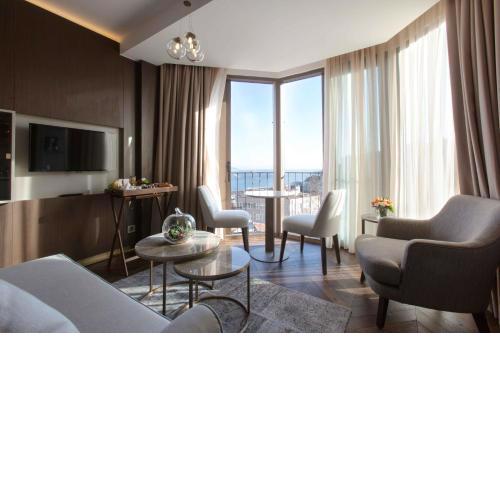 Noble22 Suites-Special Category