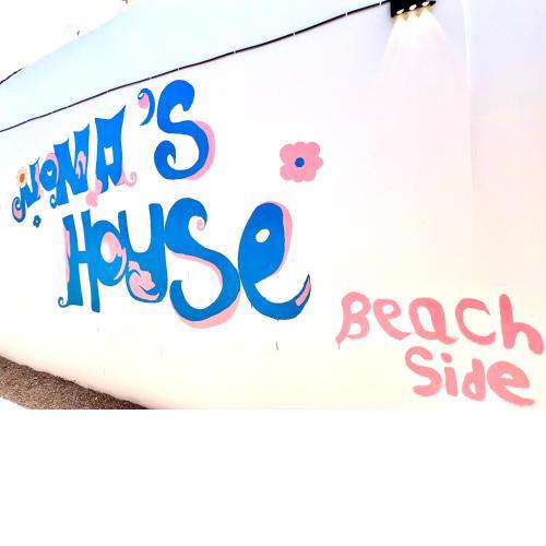 Nona's House Beach Side