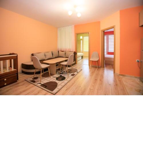 Nori Apartment