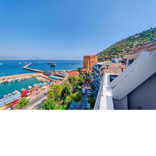 Numa Port Hotel