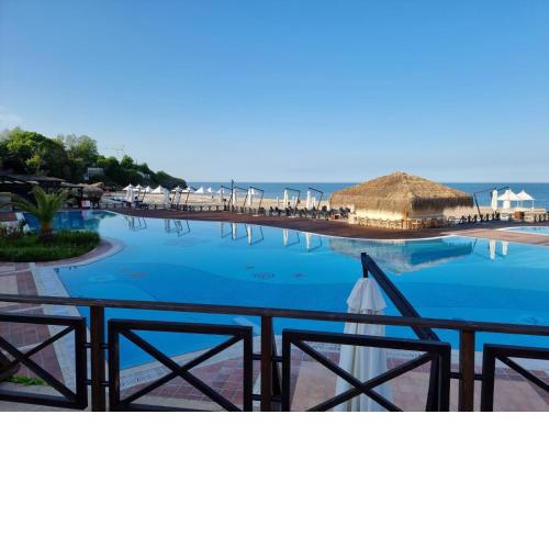 Oazis resort lux vip apartament