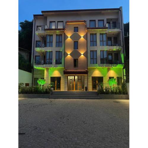 Odrys Apartments