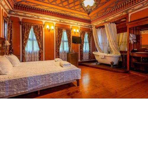 Old Legends Hotel