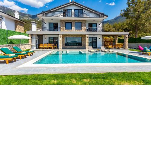 Oludeniz 4 Bedroom Villa - 9318