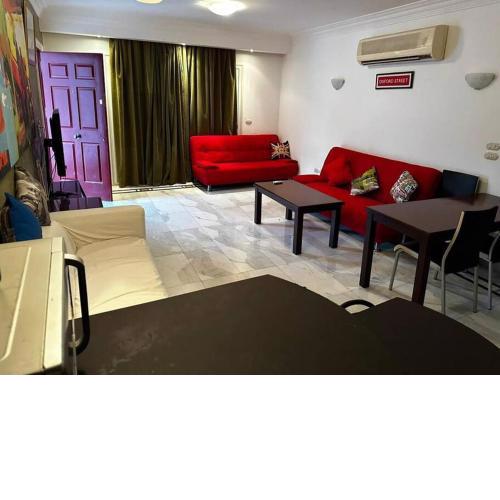 One - bedroom building 174