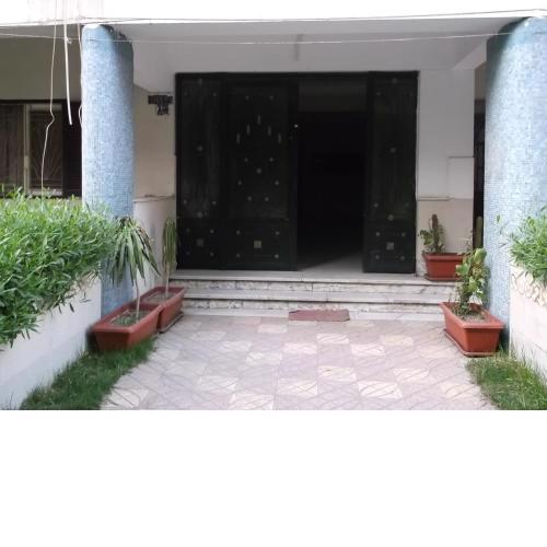 One-Bedroom Apartment at El Maali Street