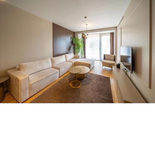 one bedroom flat with gym petek residence 103