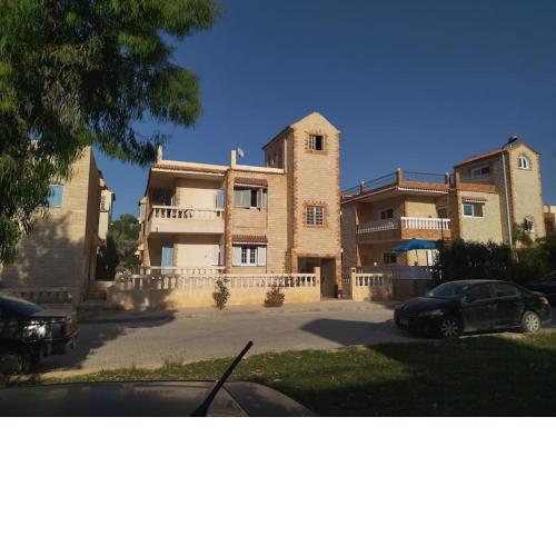 One Floor in a Villa in Noarth Coast on the Sea