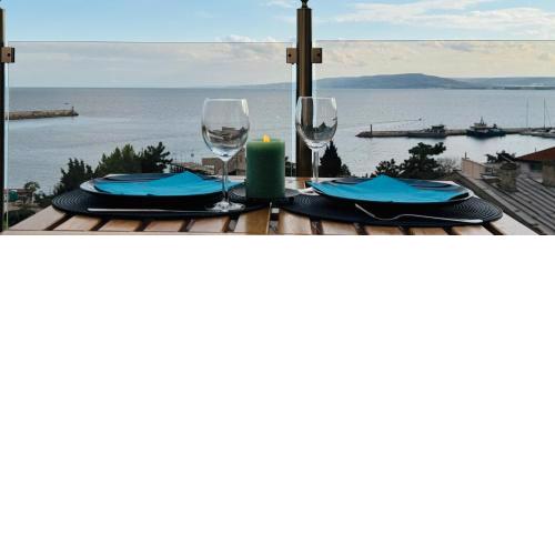 ORA SeaView