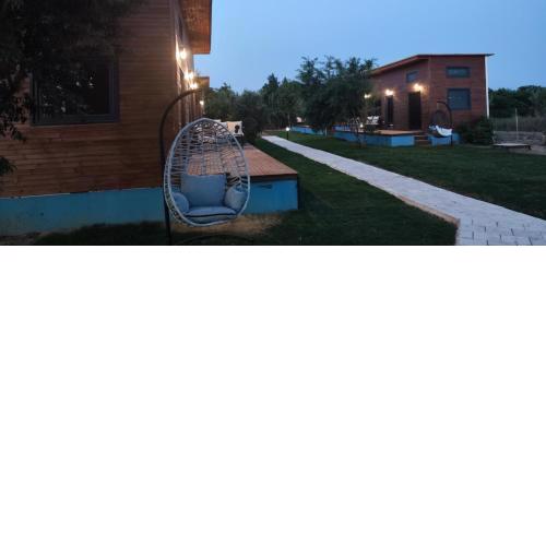 Orange Bungalow Evleri