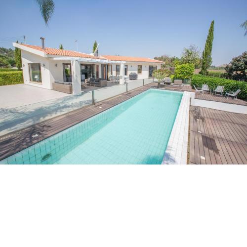 Oscar Domain Villa