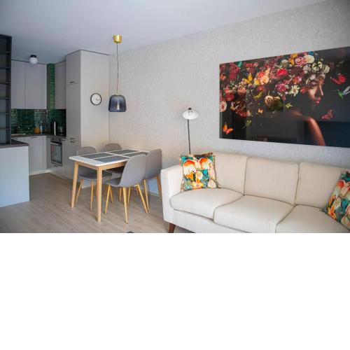 Oslo: A modern furnished apartment with parking