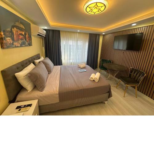 Ozer Hotel & Apartments
