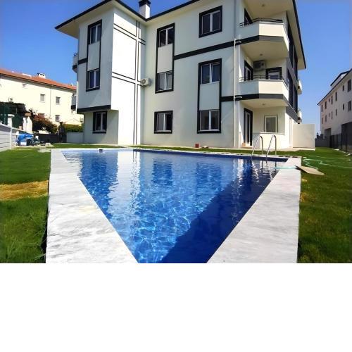 Oznur House