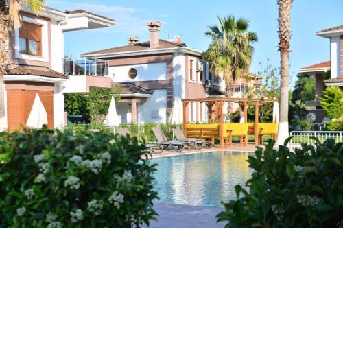 Pak Family Villas