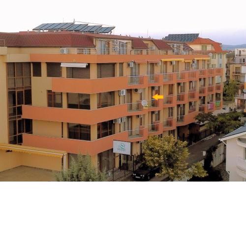 Palm Marina apartment