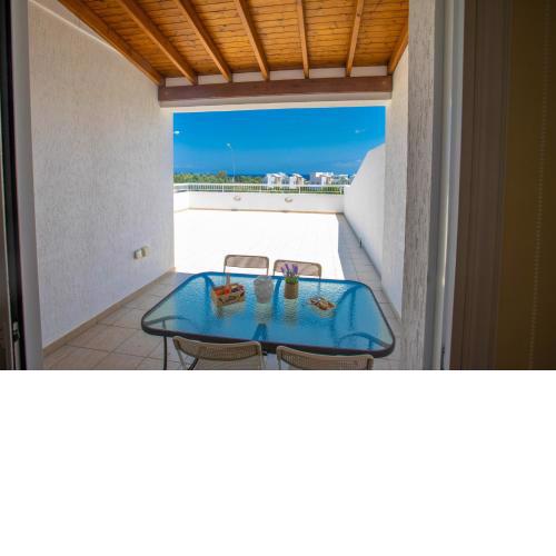 Panayia Sea View Apts