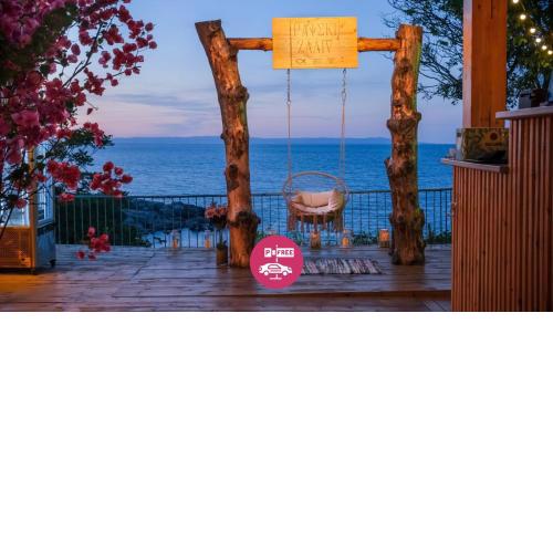 PARADISE Bay Hotel