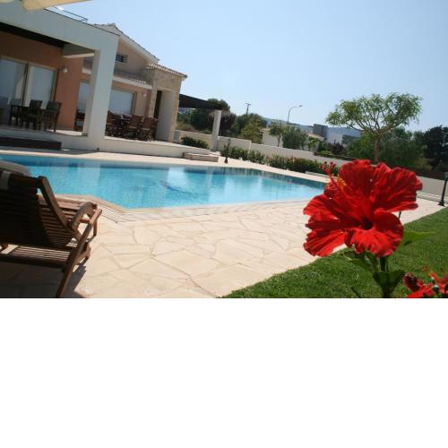 Paradise Latchi Villa