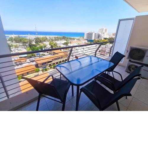 Paradise Palms Seaview Apartment