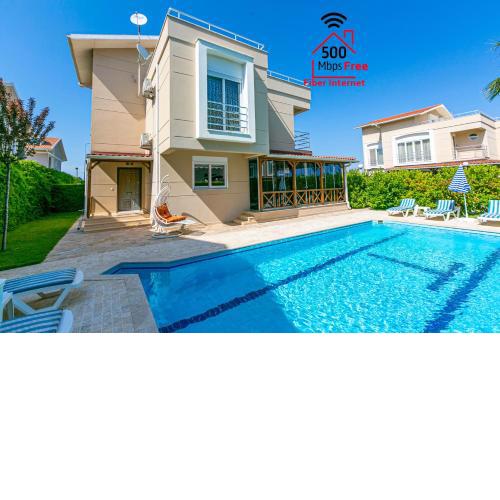 Paradise Town Villa Beltania