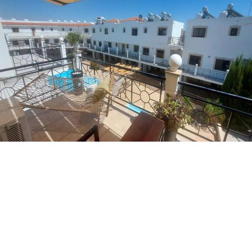 Paramount Gardens Resorts C201