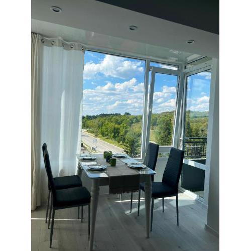 Тристаен апартамент Park View