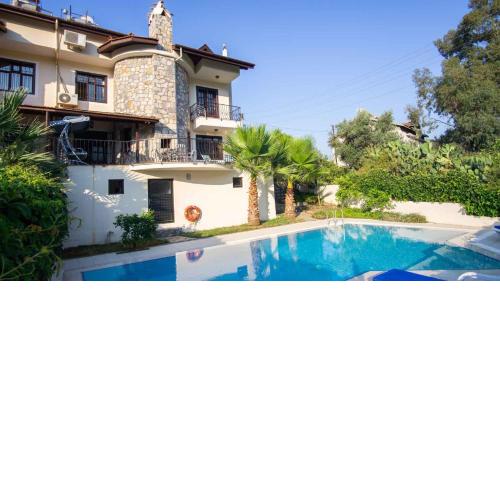 Peaceful Villa Escape with Private Pool