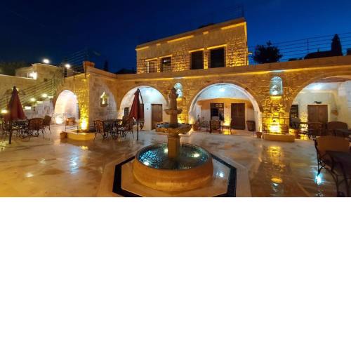 Pegas Cave Suites