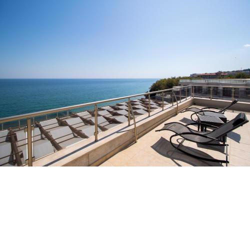 Penthouse at White Cliffs