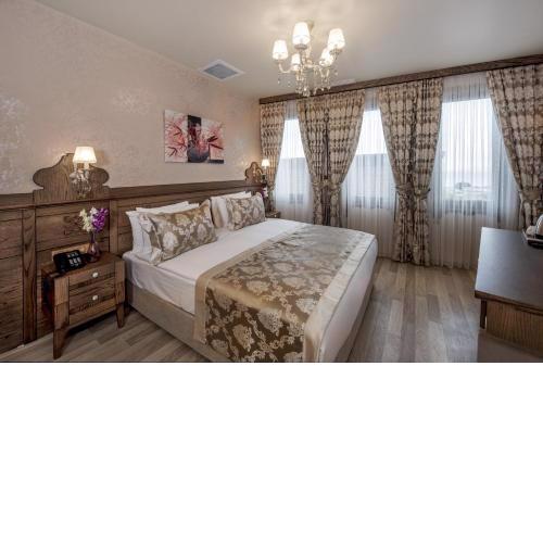 Perapolis Hotel