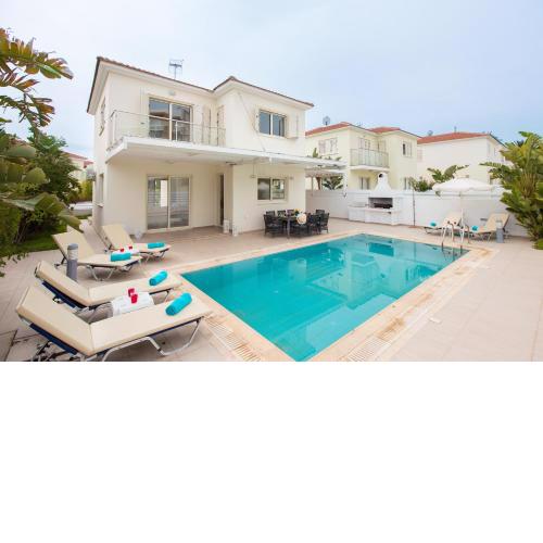 Pernera Holiday Villa 588