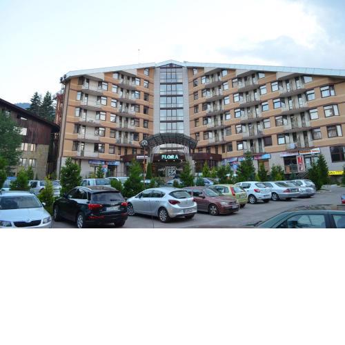 Persey Flora Apartments