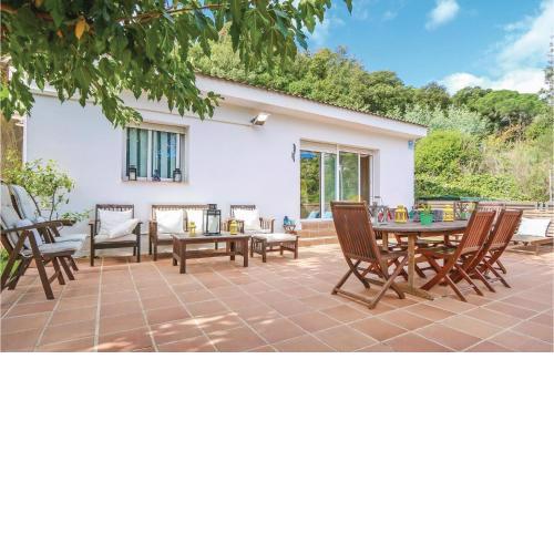 Pet Friendly Home In St, Cebrià De Vallalta